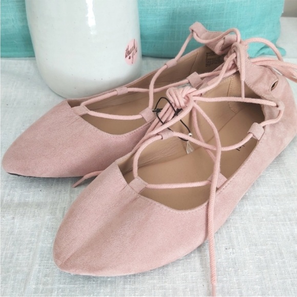 Madden Girl ballet flats blush pink lace around  pointed toes - Picture 10 of 13